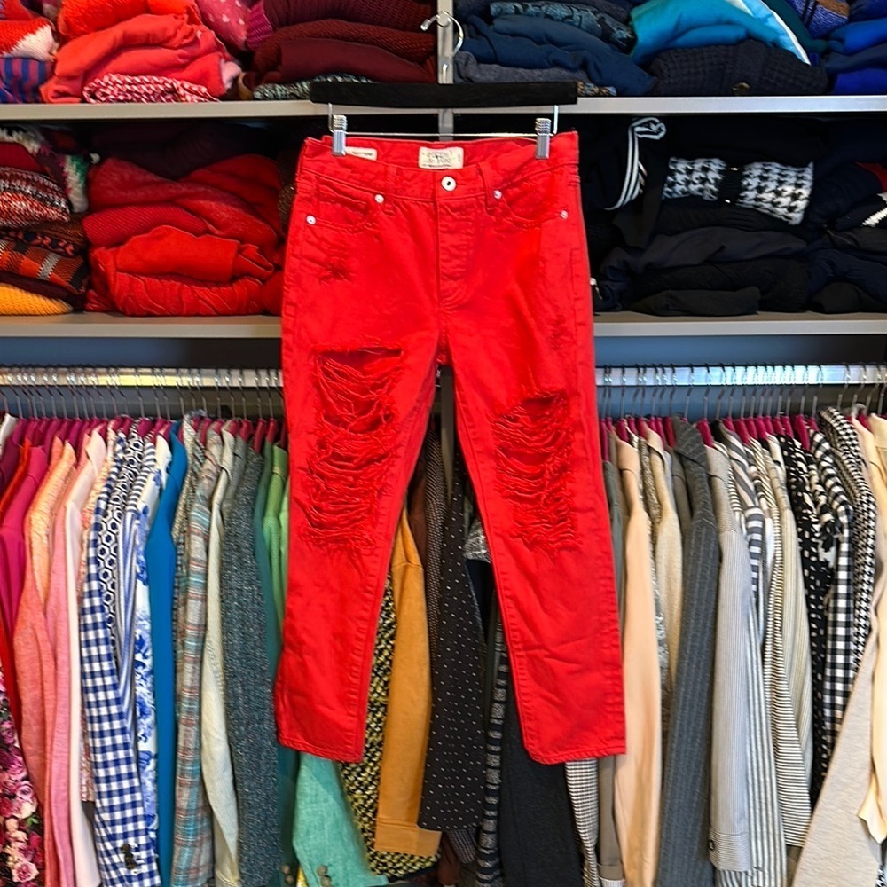 Lucky Brand red distressed Sienna cropped slim boyfriend fit jeans size 26